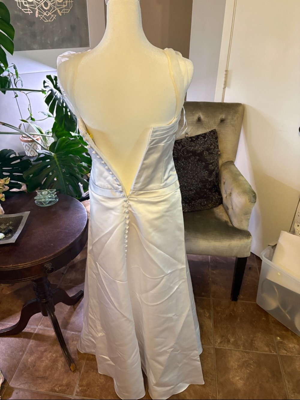 Wtoo White Satin Bridal A-Line Dress with Pleated Bodice - Picture 2 of 3